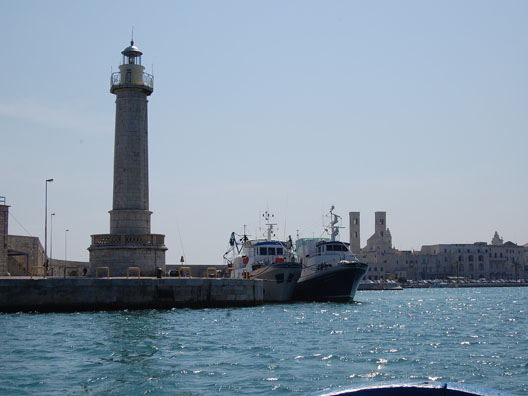  Il Comune di Molfetta e la Fondazione Valente calano gli &ldquo;assi&rdquo; per la stagione estiva 2010